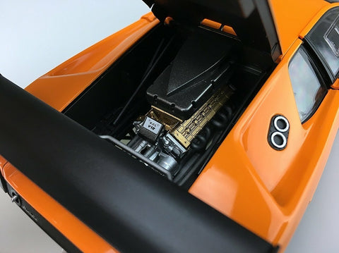 Aoshima Lamborghini Diablo GTR 1/24 surenkamas plastikinis modelis