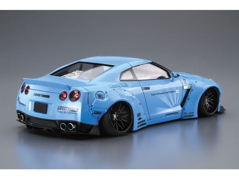 Aoshima Nissan GT-R R35 LB Works Ver.1 1/24 plastikinis surinkimo rinkinys