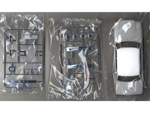 Aoshima Toyota Century VG45 '90 1/24 plastikinis surenkamas modelis