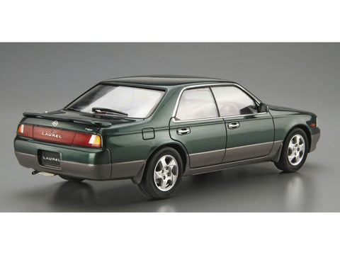 Aoshima Nissan Laurel GC34 '93 Medalist V/Club S 1/24 modelio rinkinys