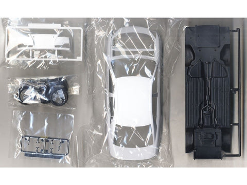 Aoshima Toyota Crown Royal Saloon GRS210/AWS210 1/24 surinkimo modelis