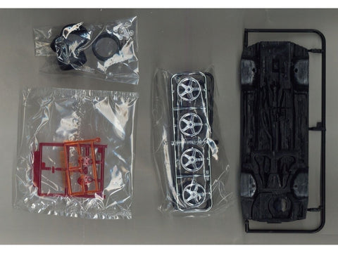 Aoshima Nissan Skyline GT‑R R34 V‑spec II Nür 2002, 1/24 modelis