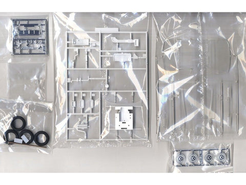 Aoshima Nissan Cedric/Gloria Y30 4HT VIP Brougham 1983 1/24 rinkinys