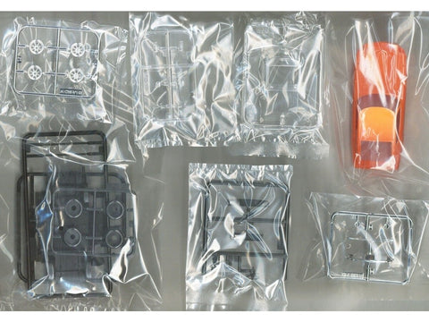 Aoshima Nissan Fairlady Z S30 1/32, oranžinis, su individualiais ratais (06476)