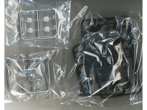 Aoshima Snap Kit Nissan Fairlady Z S30 1/32, baltas (06255) modelis