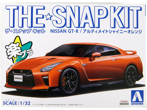 Aoshima Snap Kit Nissan GT-R R35 1/32 – blizgus oranžinis modelis