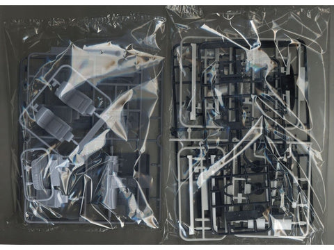 Aoshima Toyota Crown GRS182 (2003) 1/24 plastikinis surinkimo rinkinys