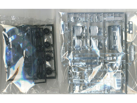 Aoshima Toyota Mark II/Chaser MX41 1979 1/24 surenkamas modelis