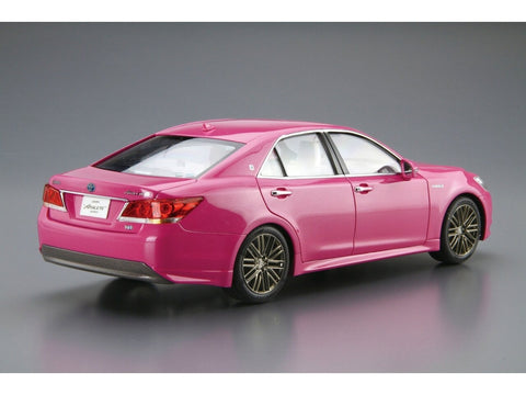 Aoshima Toyota Crown Athlete G 2015 1/24 surenkamas plastikinis modelis 05876