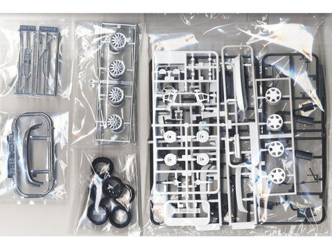 Aoshima Toyota JZX90 Chaser/Cresta '93 1/24 plastikinis surenkamas modelis