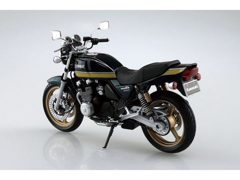 Aoshima Kawasaki Zephyr ZR400C '02 1:12 plastikinis surinkimo rinkinys
