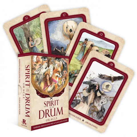 Spirit of the Drum orakulo kortos – kremine-raudona dėžutė su išskleistomis iliustruotomis kortomis, pabrėžiant gyvūnų ir šamano motyvus