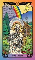 tarot korta Mother, spalvinga vertikali iliustracija: skeletas motina su dviem vaikais prieš medinį namelį ir vaivorykštę
