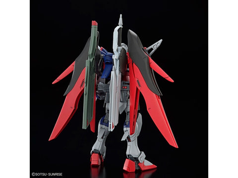Bandai HGCE Destiny Gundam Spec II su Zeus Silhouette Gunpla 1/144