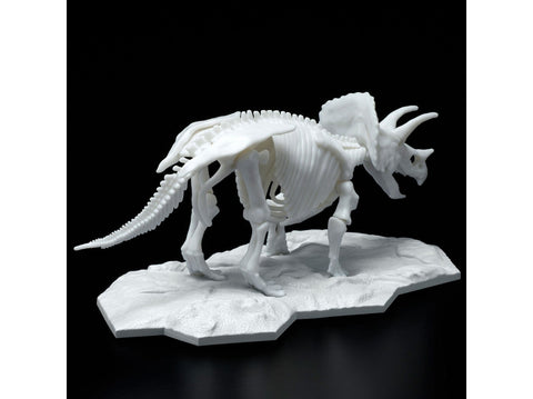 Bandai Triceratops Limex skeletas 1/32 – plastikinis surinkimo rinkinys