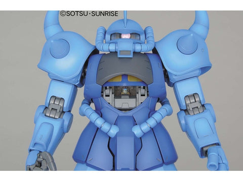 Bandai MG MS-07B Gouf Ver.2.0 1/100 Gunpla – plastikinis surenkamas modelis