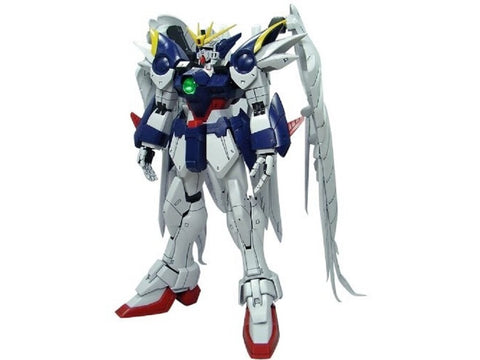 Bandai PG Wing Gundam Zero Custom 1/60 Gunpla modelis (63825)
