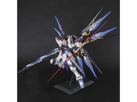 Bandai PG Strike Freedom Gundam 1/60 – Perfect Grade Gunpla rinkinys