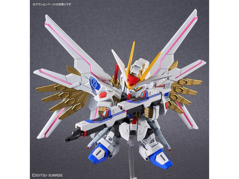 Bandai SD Gundam CS Mighty Strike Freedom – Gunpla surenkamas modelis