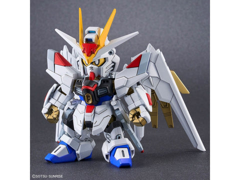 Bandai SD Gundam CS Mighty Strike Freedom – Gunpla surenkamas modelis