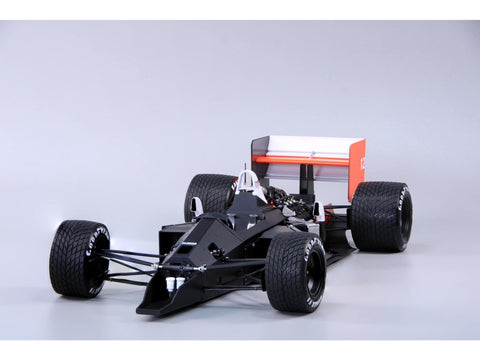 Beemax McLaren MP4/4 1988 1/12 plastikinis surenkamas modelis