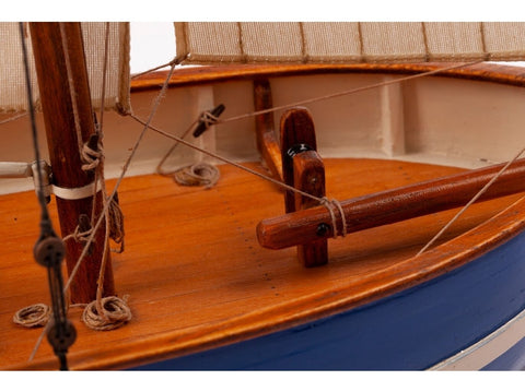 Medinis žvejybinio laivo modelis Esperance Billing Boats 1/30 BB908