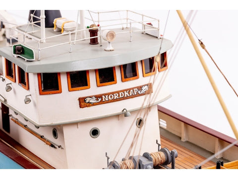 Nordkap medinis tralerio laivo modelis, surenkamas laivų maketas