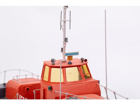 Billing Boats RNLI Waveny gelbėjimo laivas, 1:40, plast. korpusas, BB101