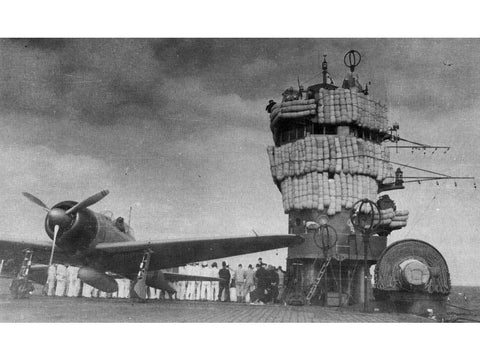 Akagi tiltas su skrydžių deniu ir A6M2 Zero modelis 1/35, Border BSF-002