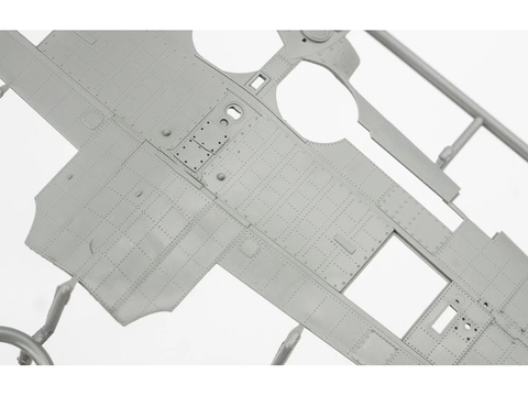 Akagi tiltas su skrydžių deniu ir A6M2 Zero modelis 1/35, Border BSF-002