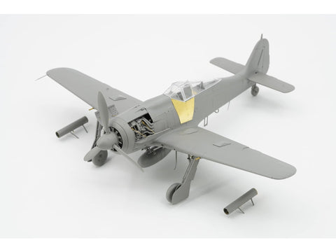Border Focke-Wulf FW-190A-8 4in1 plastikinis lėktuvo modelis 1/35