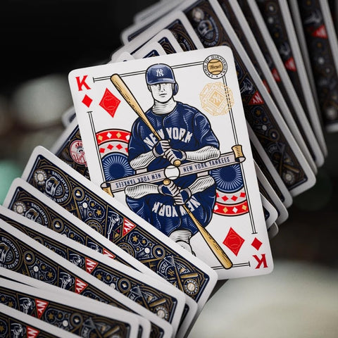New York Yankees premium žaidimo kortos su aukso folija – dovana gerbėjui