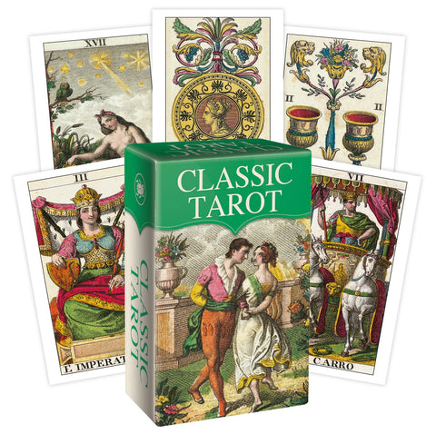 Tarot kortos Classic Tarot žalia dėžutė su penkiomis senovinėmis ranka koloruotomis kortomis fone, dėžutė parodyta iš priekio