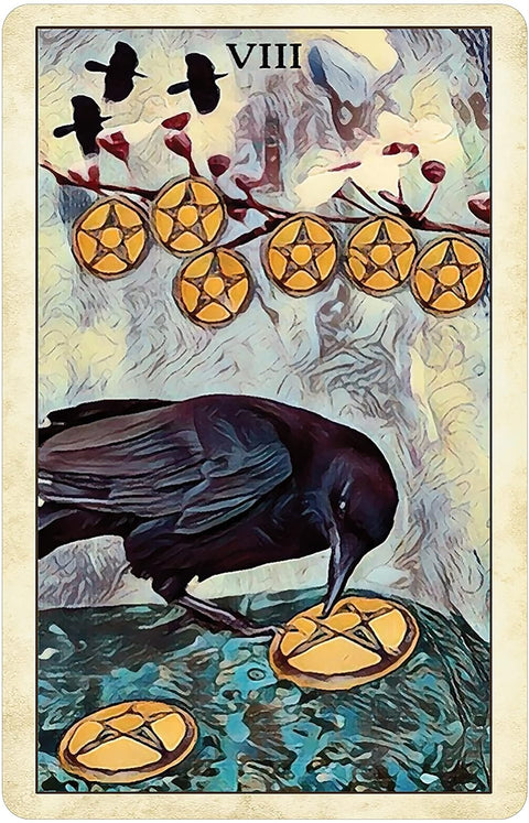 Tarot korta Aštuoni pentakliai, meninė vertikali korta su juoda varnė kraipančia snapą prie auksinių pentaklių ant vandens kranto