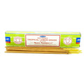 Smilkalai Nag Champa Tropical Lemon Grass, Satya pakuotėje su keliais išdėstytais lazdelėmis priekinis vaizdas, 15 g variantas