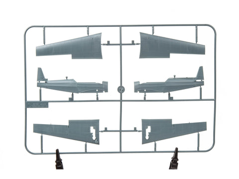 Eduard Z-526 Trener Master 1/48 surenkamas plastikinis lėktuvo modelis (82185)