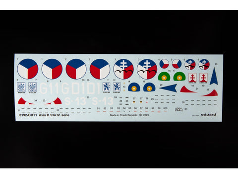 Avia B.534 IV serija plastikinis surenkamas lėktuvo modelis 1:48