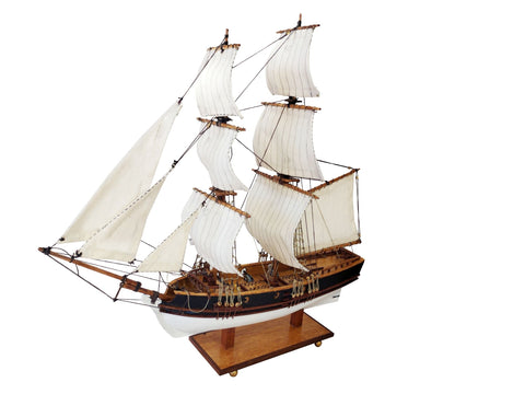 Everships Christine medinis laivo modelis 1:100 – surenkamas rinkinys