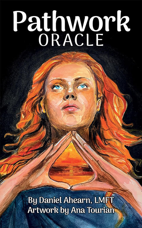 Knyga Pathwork Oracle su raudonplaukės moters portretu ir trikampiu rankų gestu, autorius Daniel Ahearn, menininkė Ana Tourian.
