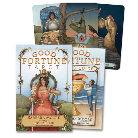 Good Fortune Tarot kortos su iliustruotu vadovu ir dėžute, priekyje matomas kortų priekis ir keli atversti pavyzdžiai
