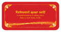 Dovanų kortelė raudona su aukso akcentais ir "Reinvent your self" tekstu, skirta pokyčių ir atsinaujinimo dovanai