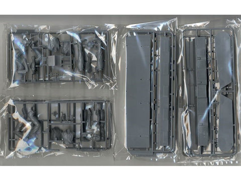 Fujimi Pit Crew C: boksų sienelės stendas su 4 figūrėlėmis, 1:20 (11658)