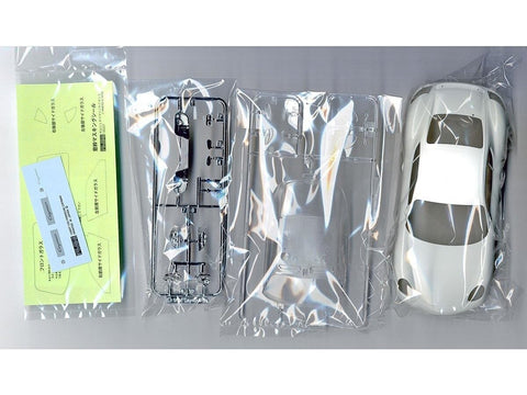 Fujimi Porsche Cayman/Cayman S 1/24 su langų rėmų maskavimo lipdukais