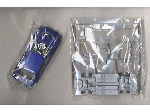 Fujimi Mitsubishi Lancer Evolution VI GSR 1/24 – plastikinis modelis su kaukėmis