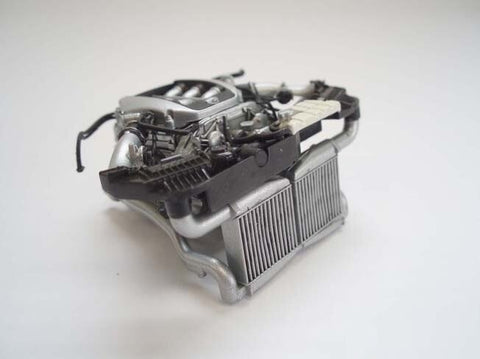 Fujimi Nissan GT-R R35 su varikliu, 1/24 plastikinis modelis