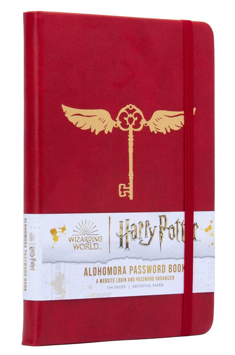 Slaptažodžių knygelė Harry Potter, raudonas dirbtinės odos viršelis su auksiniu sparnuoto rakto motyvu ir elastine juostele