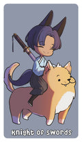 Riterio kardų taro korta, chibi kovotojas su violetiniais plaukais, kimono ir katana ant nugaros, jojantis pūstą šunį