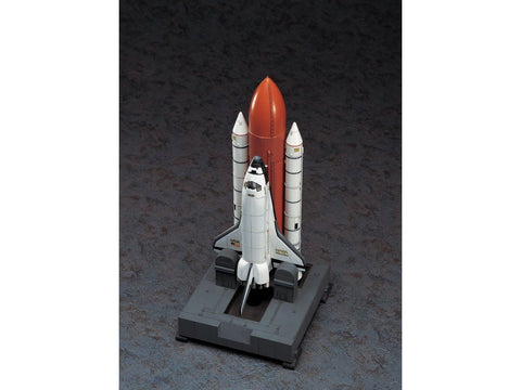 Hasegawa Space Shuttle su raketiniais nešėjais 1/200 modelis