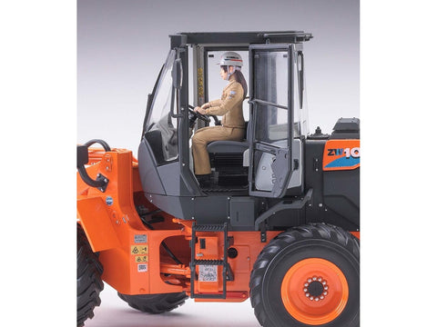 Hasegawa Hitachi ZW100-6 ratinis krautuvas 1/35 plastikinis rinkinys 66004