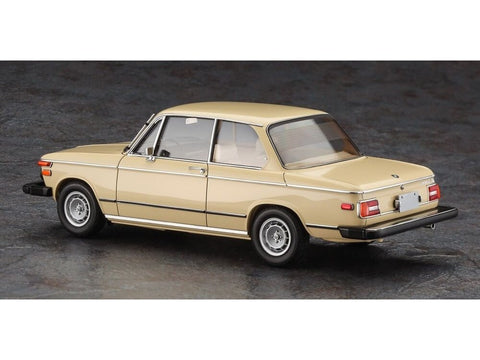 Hasegawa BMW 2002 tii vėlyvasis 1/24 su dideliu bamperiu